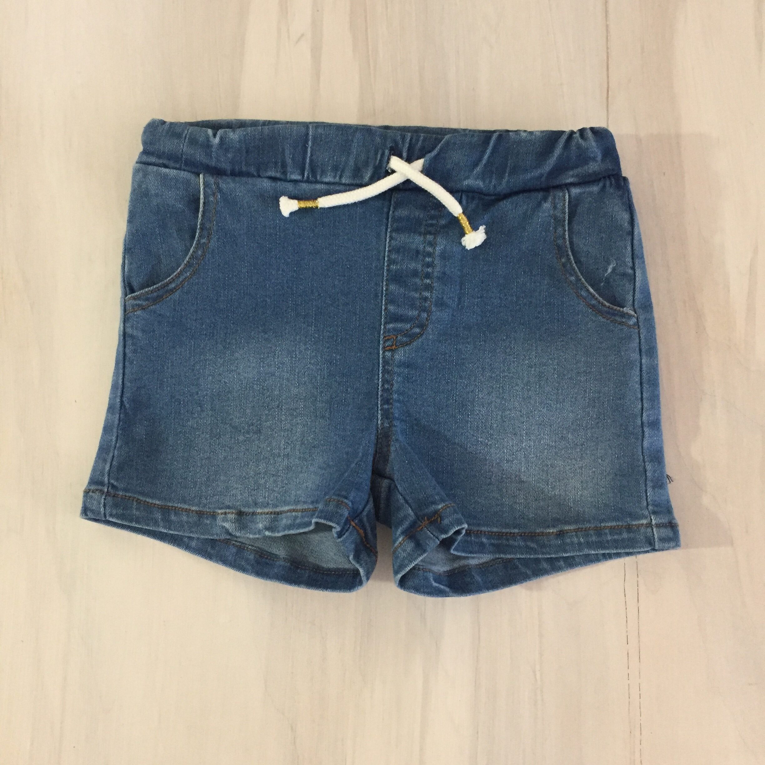 pantaloncini-corti-jeans-bimba