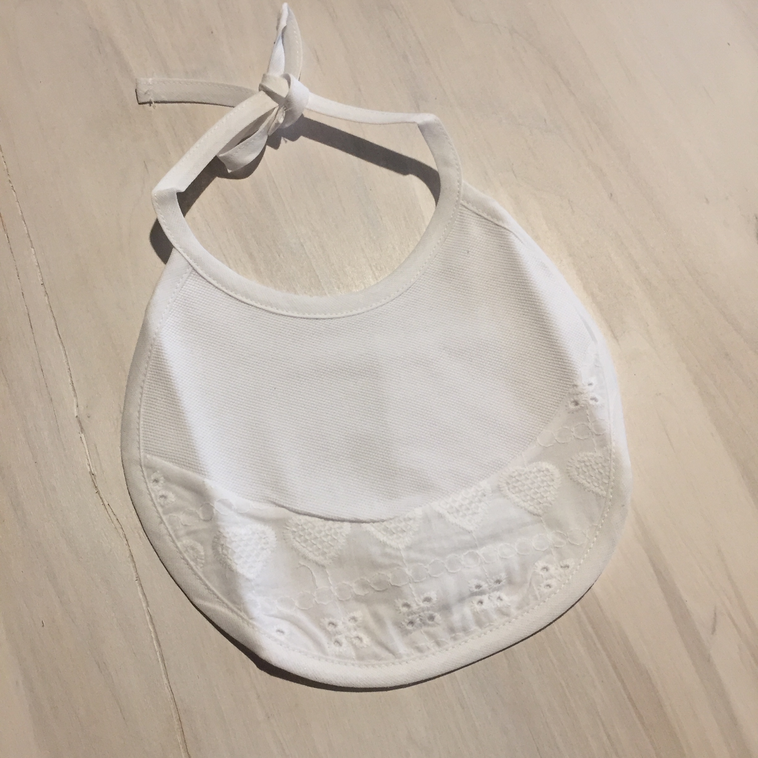 bavetta-neonato-neonata-cotone-bianco-babyvip