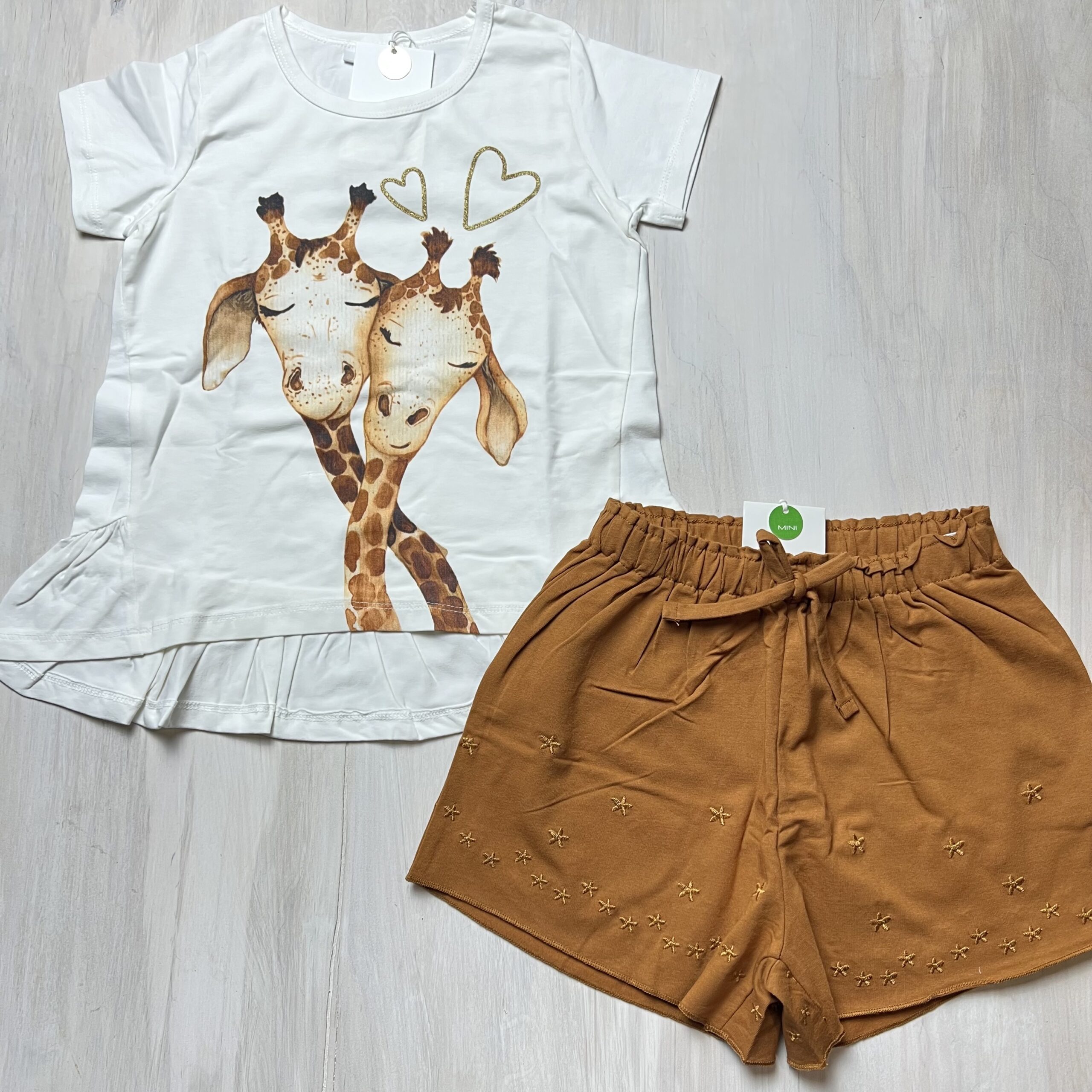 completo-giraffe-estate-hust-and-claire-cotone-organico-bianco-marrone